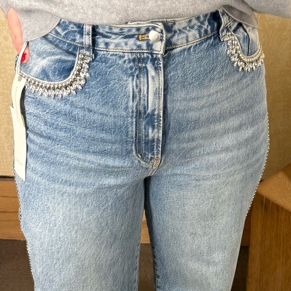 The Austyn High-Rise Wide-Leg Jeans: Embellished Uncuffed Edition - Picture 8 of 12